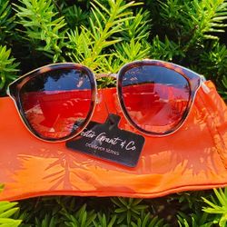 Foster Grant Sunglasses With Pouch