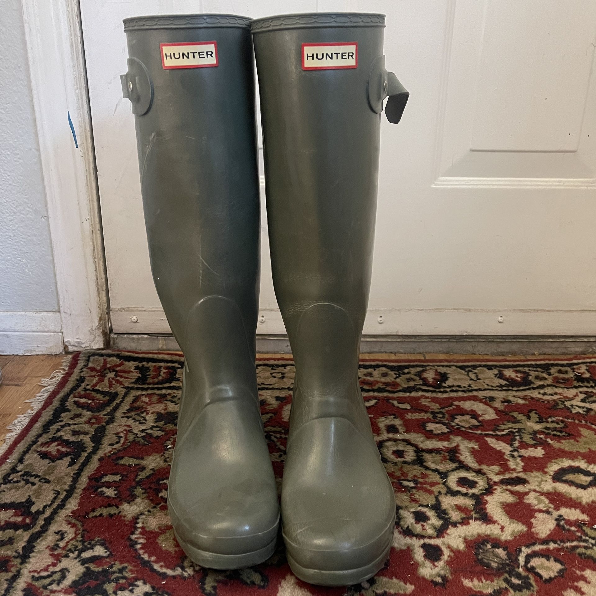 Hunter Original Tall Women’s 9 Rain Boots