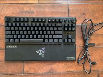 Razer Huntsman V3 Pro TKL Gaming Keyboard – Great Condition