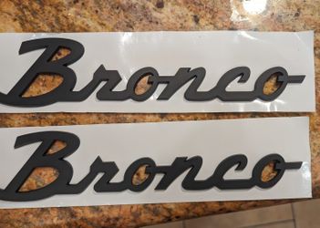 Two-piece Fender Label Broncos