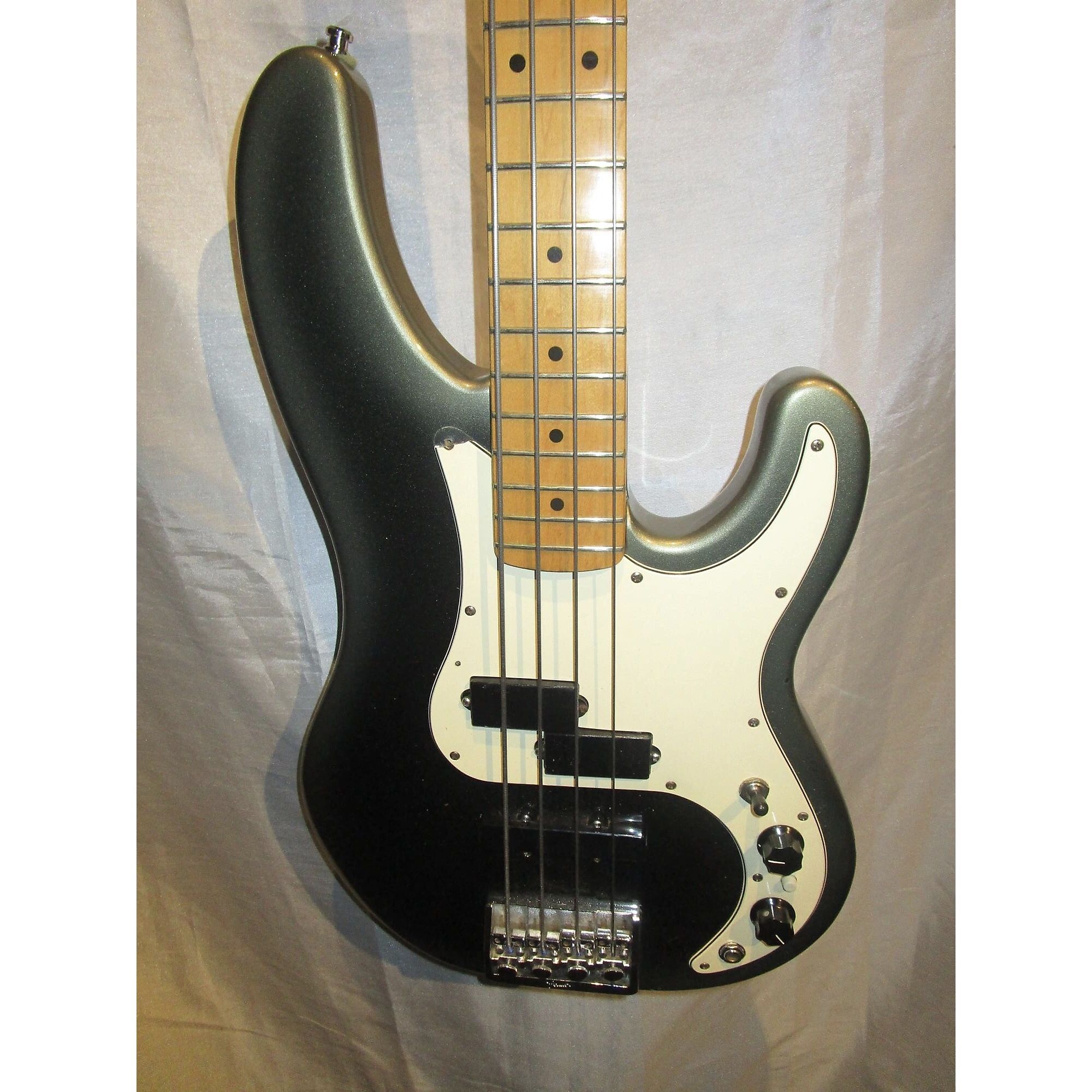 Fender Vintage 1989 USA Longhorn Precision Bass Plus W/Case