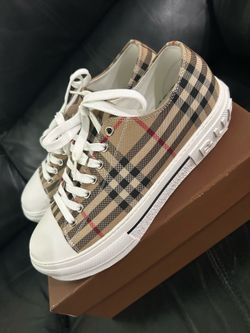 Burberry mens sneakers size 44