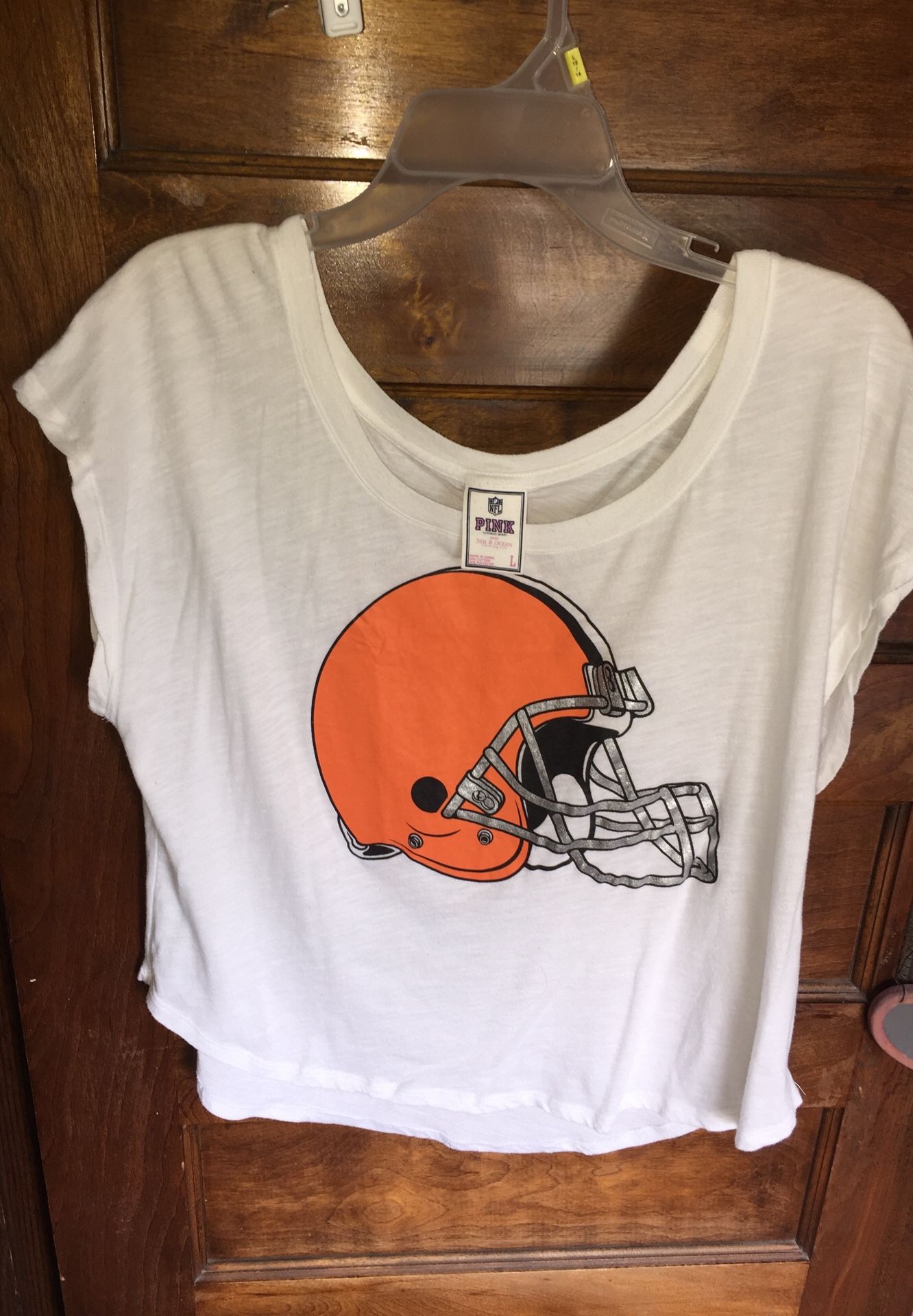 Victoria’s Secret Pink NFL Cleveland Browns size Large tee