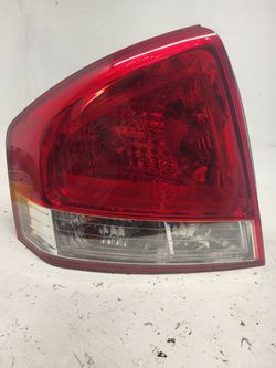 2008 Kia Spectra Driver side Tail light