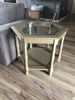End table