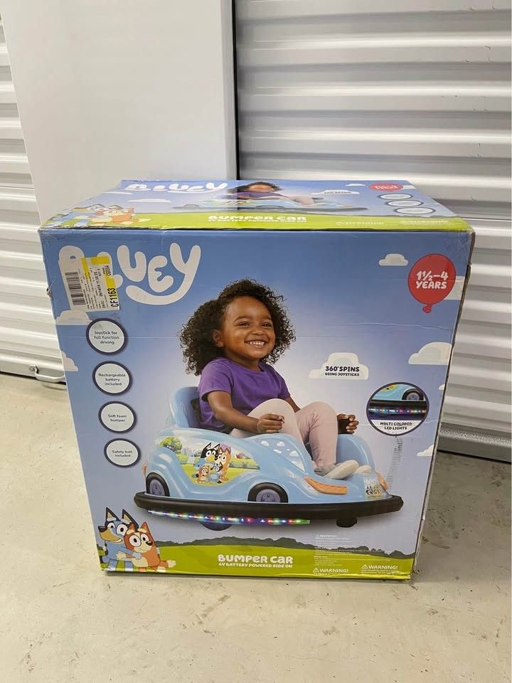 6V Bluey Bumper Car Ride on Toy for Children, by Flybar