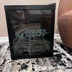 Bud Light Mini Fridge – Glass Door Beverage Cooler 