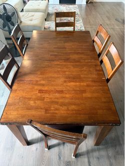Dinning table set - expandable