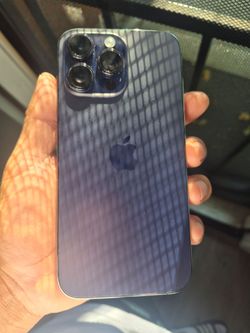 iPhone 14 PRO MAX unlocked.