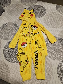 Used-Pikachu Union Suit