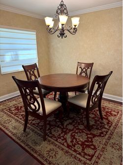 Dining Set | Round Table + 4 Chairs