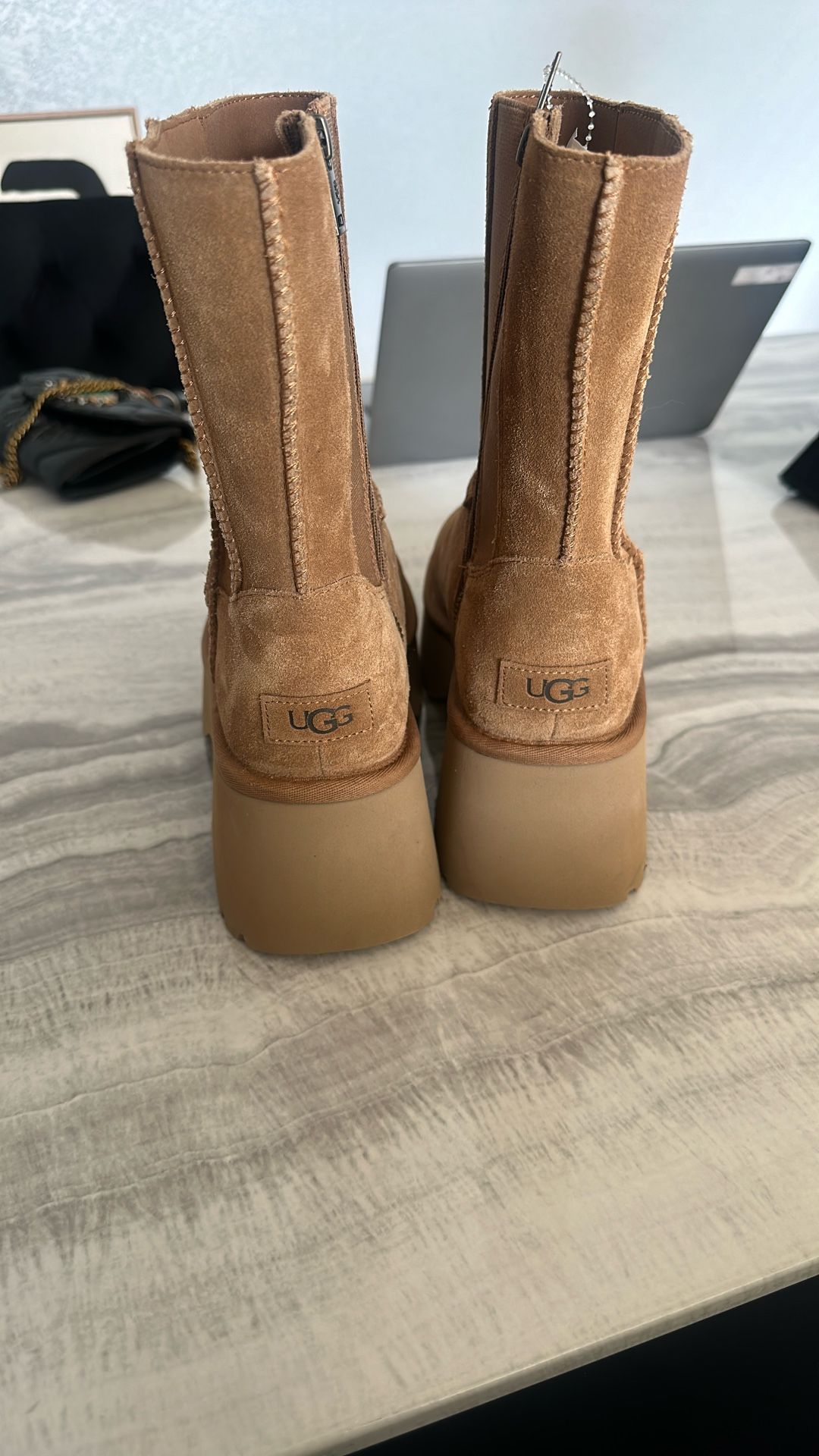 Ugg