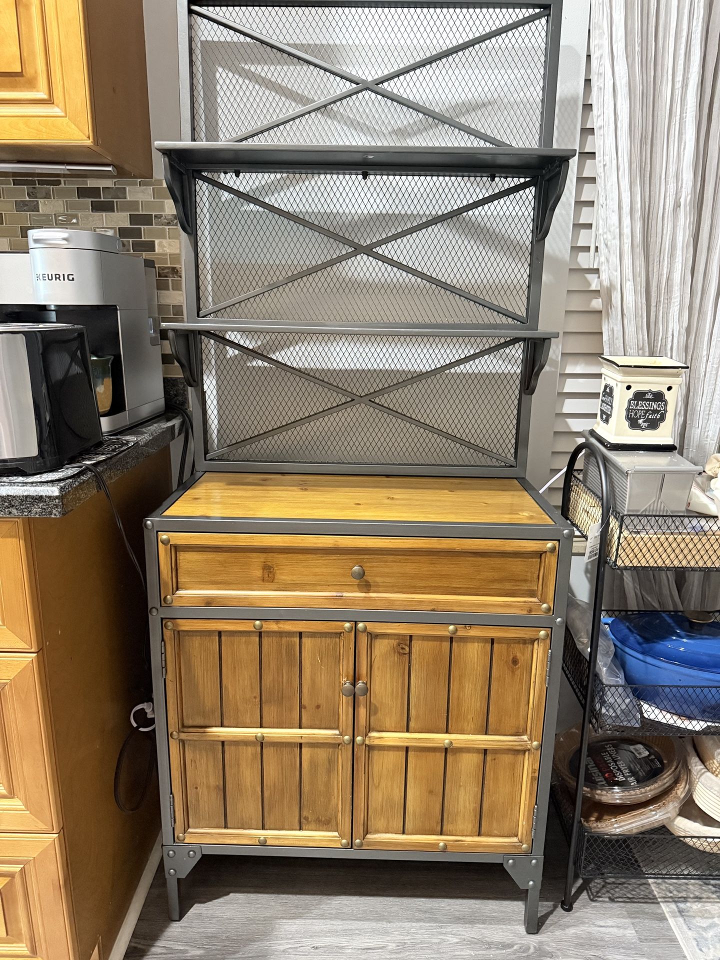 Baker’s Rack Metal And Oak