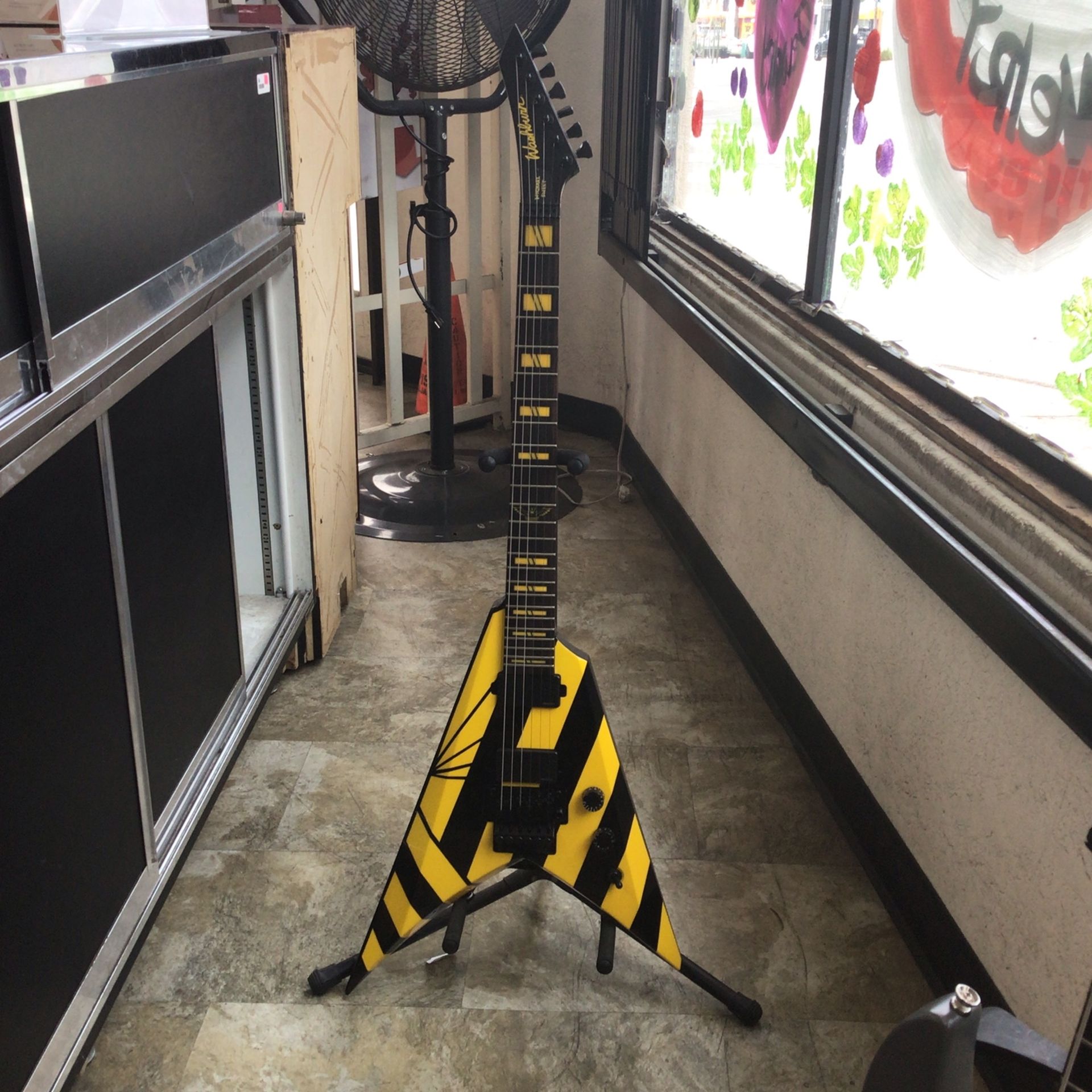 Washburn Michael Sweet Signature Series Guitar W/Case AMQ