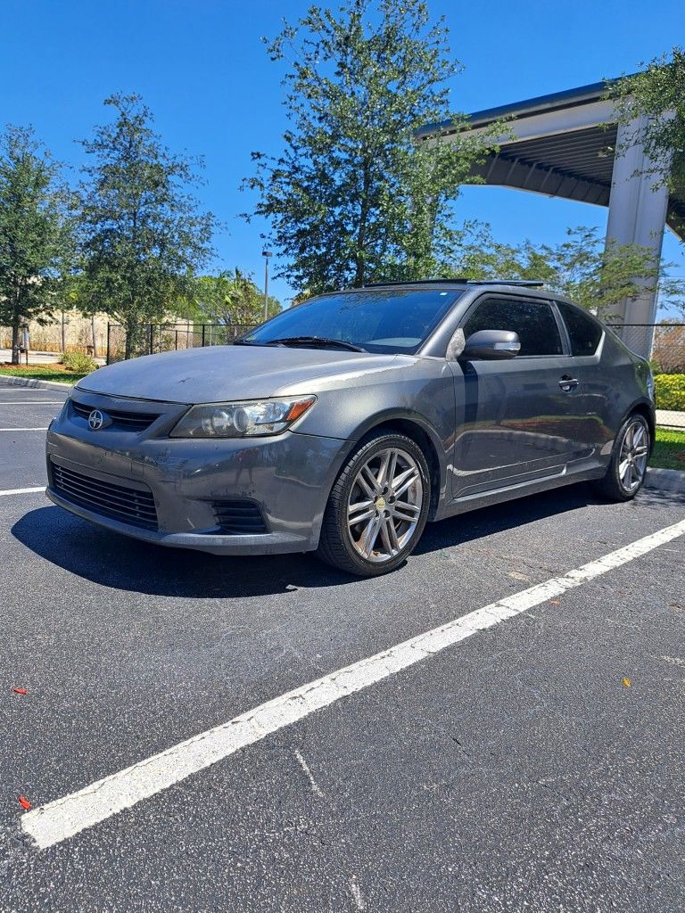 2011 Scion tC