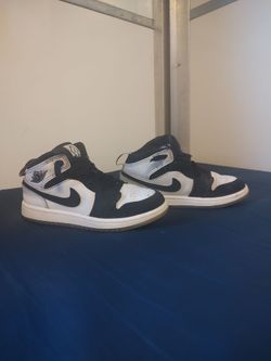 Kid Air Jordan's J2's for boys
