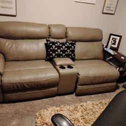 Electric Recliner Loveseat Must Go ASAP