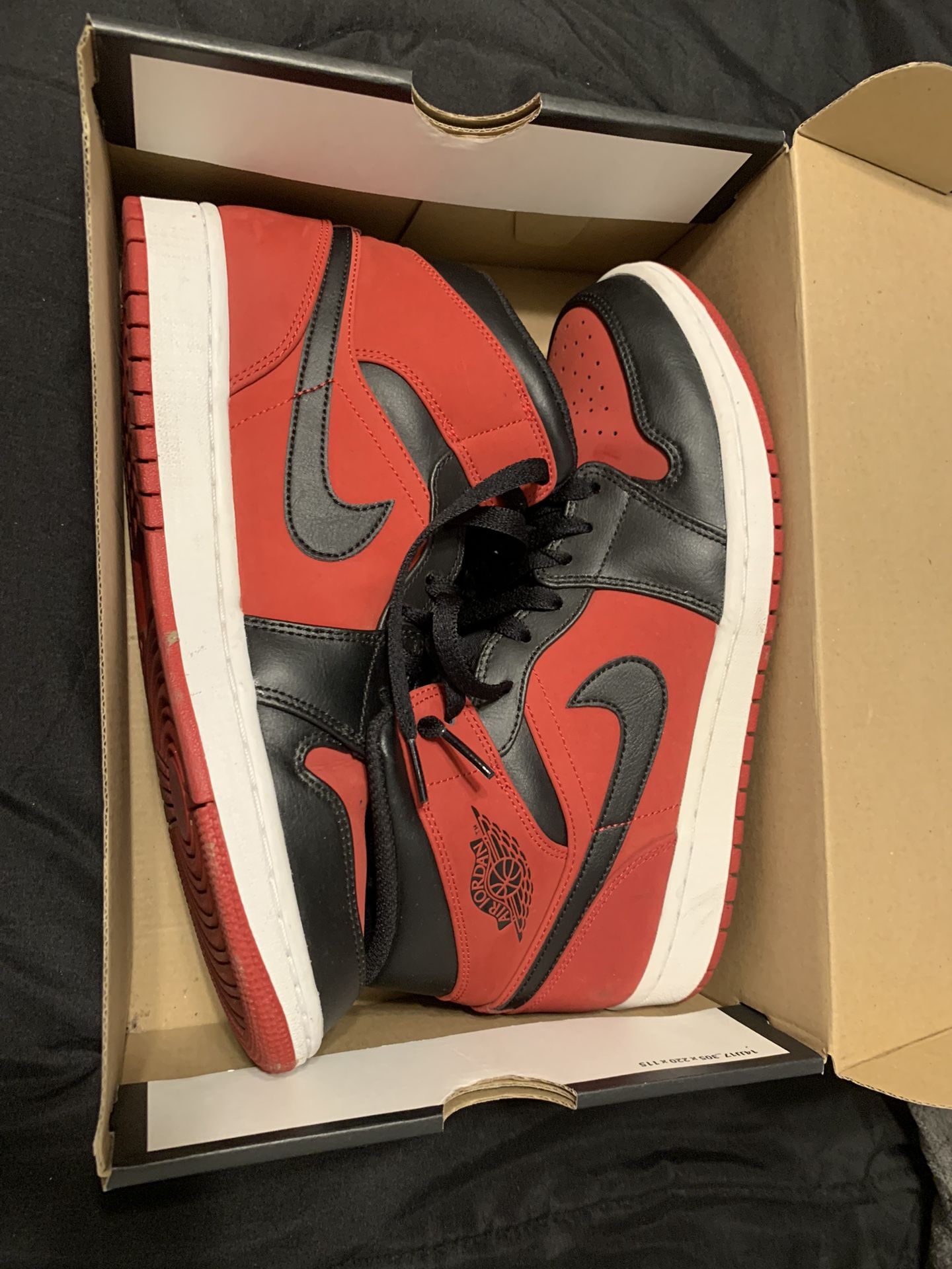 Air Jordan 1 Mid Size 9