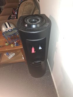 Water dispenser hot & cold