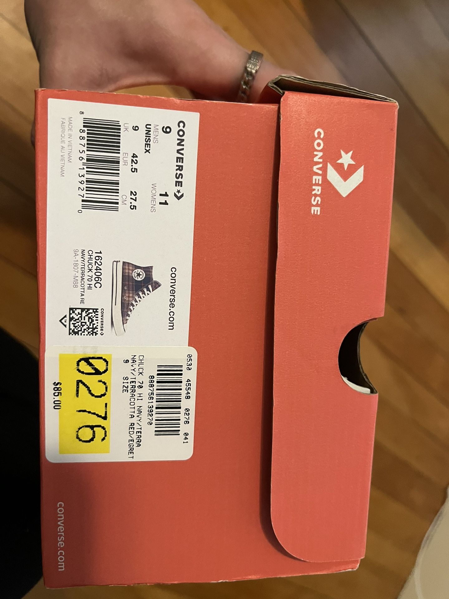 Converse Size 9 Never Worn