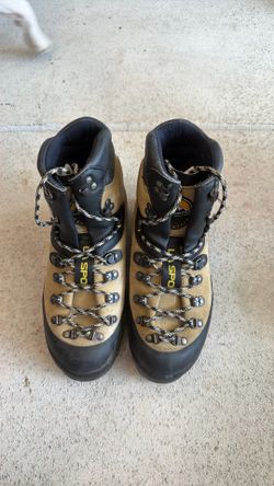 La Sportiva Glacier Leather Mountaineering Boots – Excellent Condition – Size 41 1/2 (8 1/2 mens or 9 1/2 women)