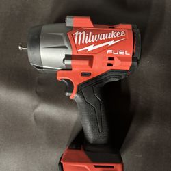 Milwaukee Fuel High Torque 1/2 In Wrench Impact TOOL ONLY