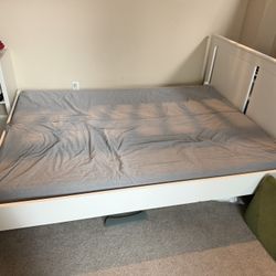 Used Queen Bed