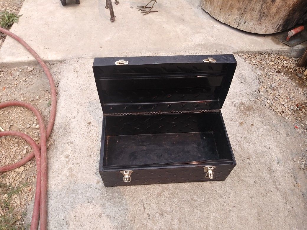 Tool box excelent condition