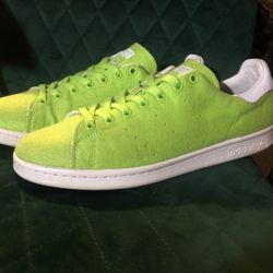Adidas Pharrell Williams Size 11.5