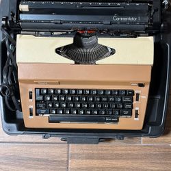 Typewriter Commentator 1 