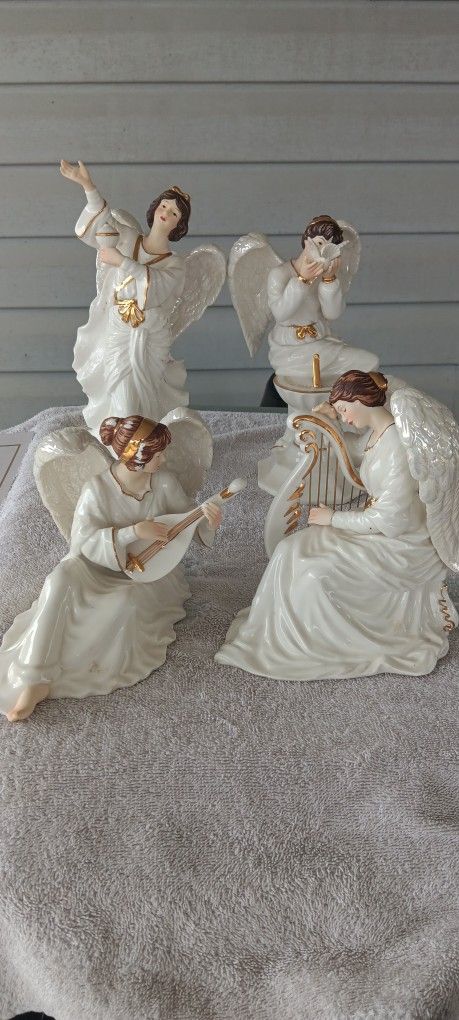PORCELAIN ANGELS,SET OF 4