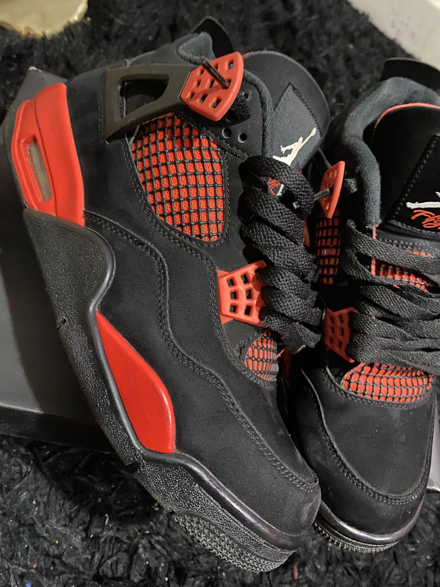 Jordan 4 Red Thunder