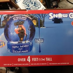 Christmas Decor Snow Globe