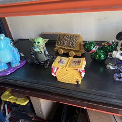 Disney Cups / Popcorn / Snack Items 