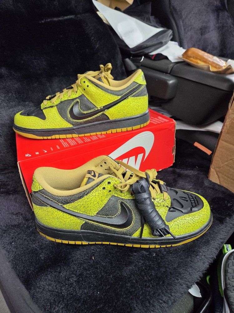 Dunks Sz 11.5 & 12.5