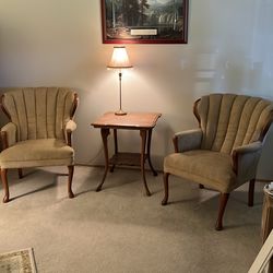 Set of 2 wingback chairs