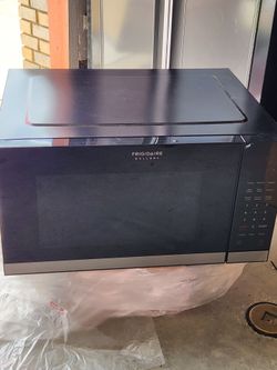 Frigidaire Gallery Countertop Microwave
