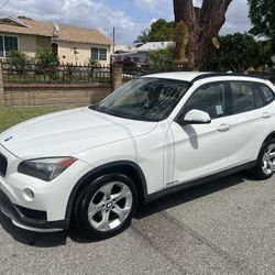 2015 BMW X1 SDRIVE 28I turbo 1 owner 54k mileage - $9,500