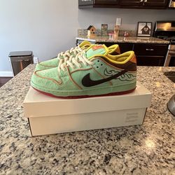 Size 9 Nike SB Dunk Low Rodeo Tourmaline SKU HF3058-300 Brand New