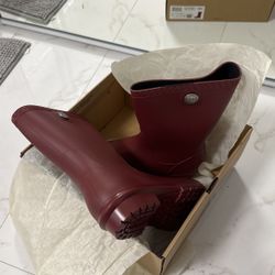 UGG Rain Boots 