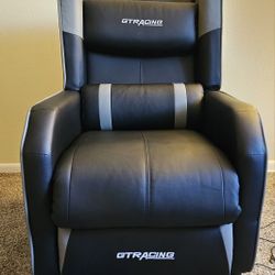 GTRACING Gaming Recliner Chair with Bluetooth Speakers and Massager