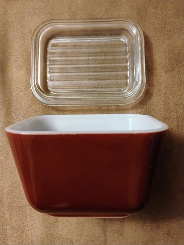 Vintage Pyrex Refrigerator Brown 501