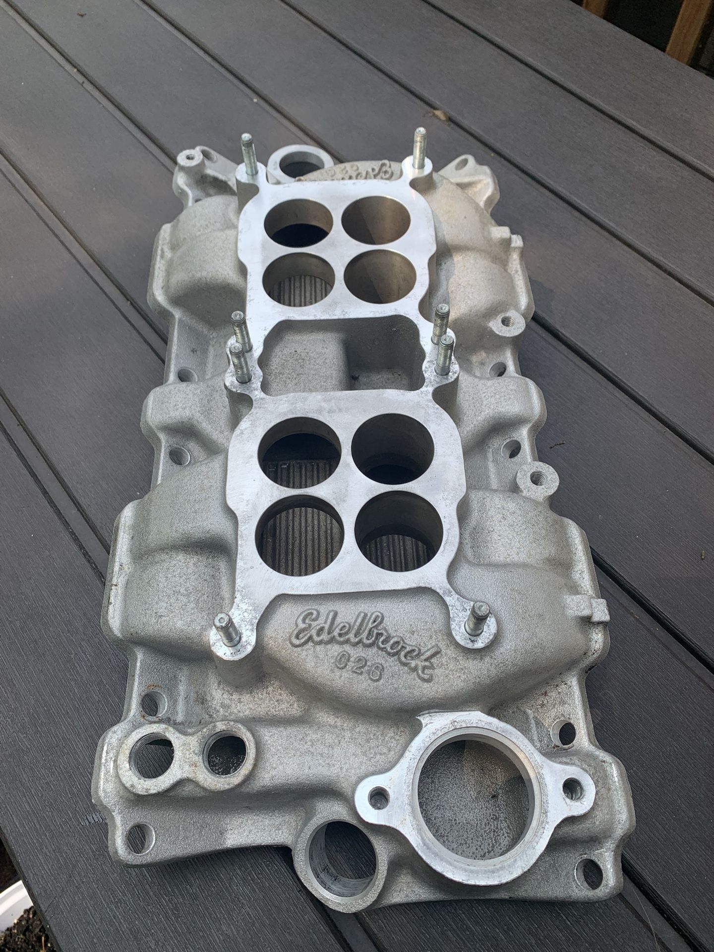 Edelbrock C26 Sbc Dual Quad Intake