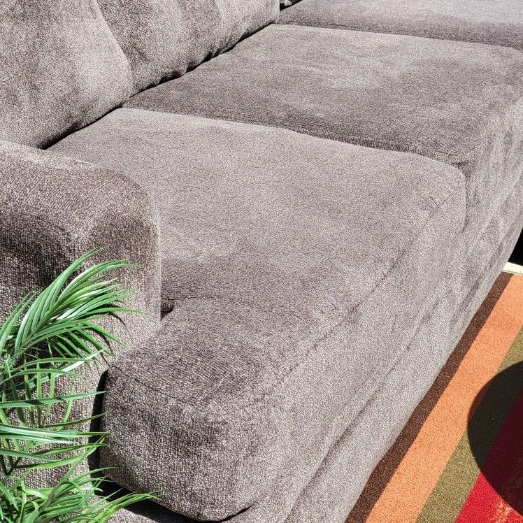 NFM Sectional Couch + Delivery for Sale in Mckinney, TX OfferUp