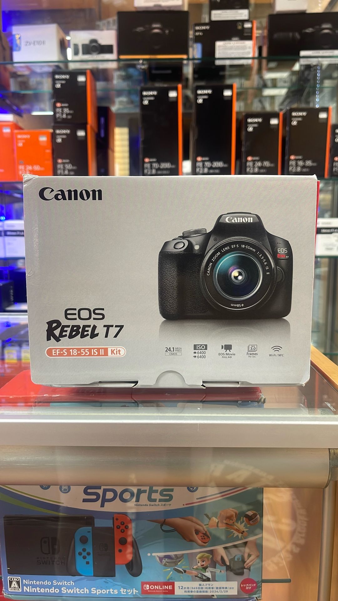Canon EOS Rebel T7