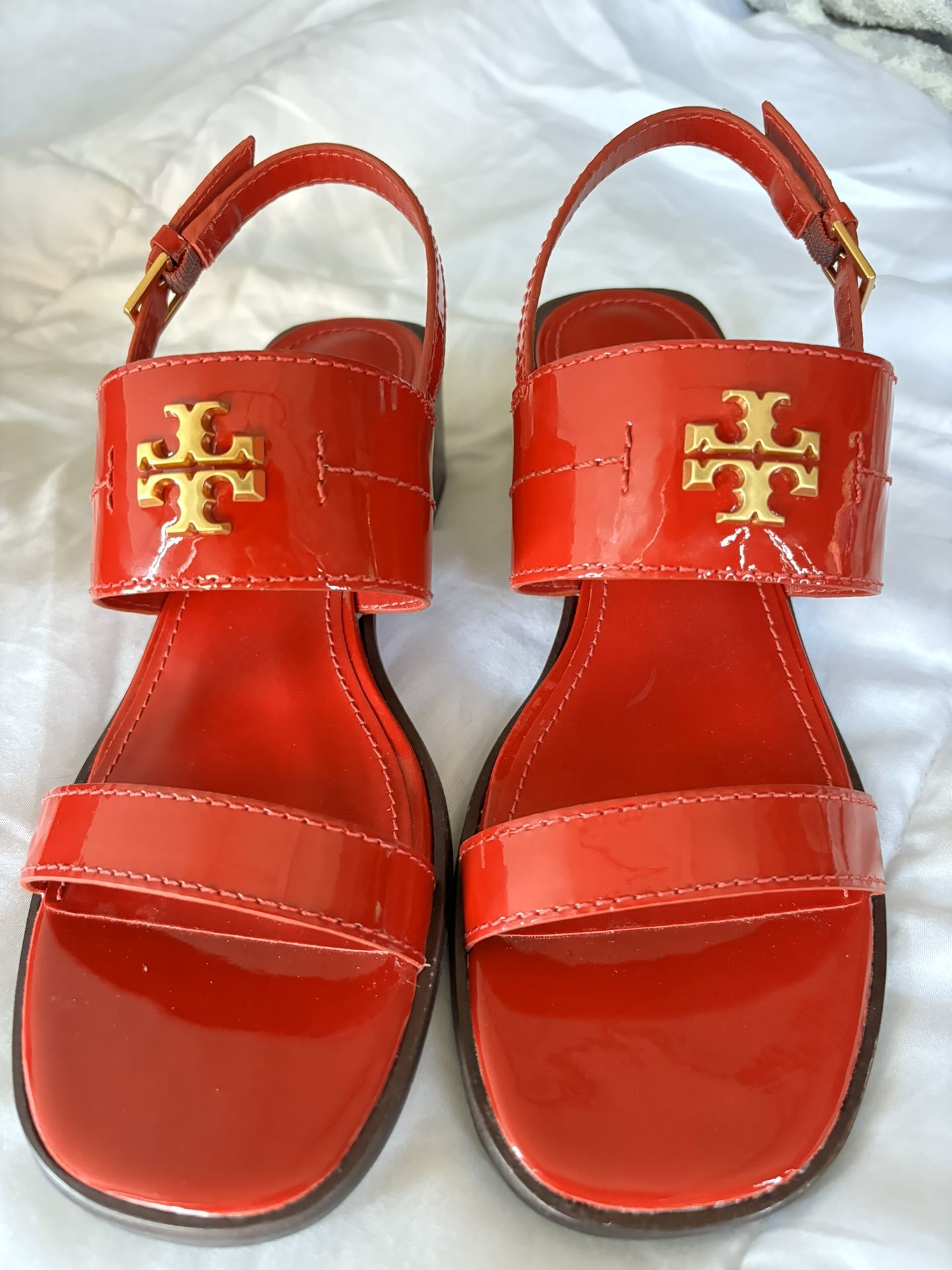 TORY BURCH “ Eleanor kitten heel sandals” 6.5