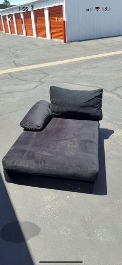 lounge chair