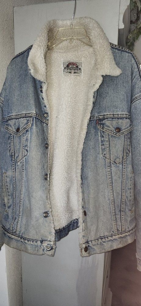 Levi's Vintage Jean Jacket Size XL Sherpa Wool