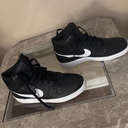 Nike ebernon mid 8 1/2