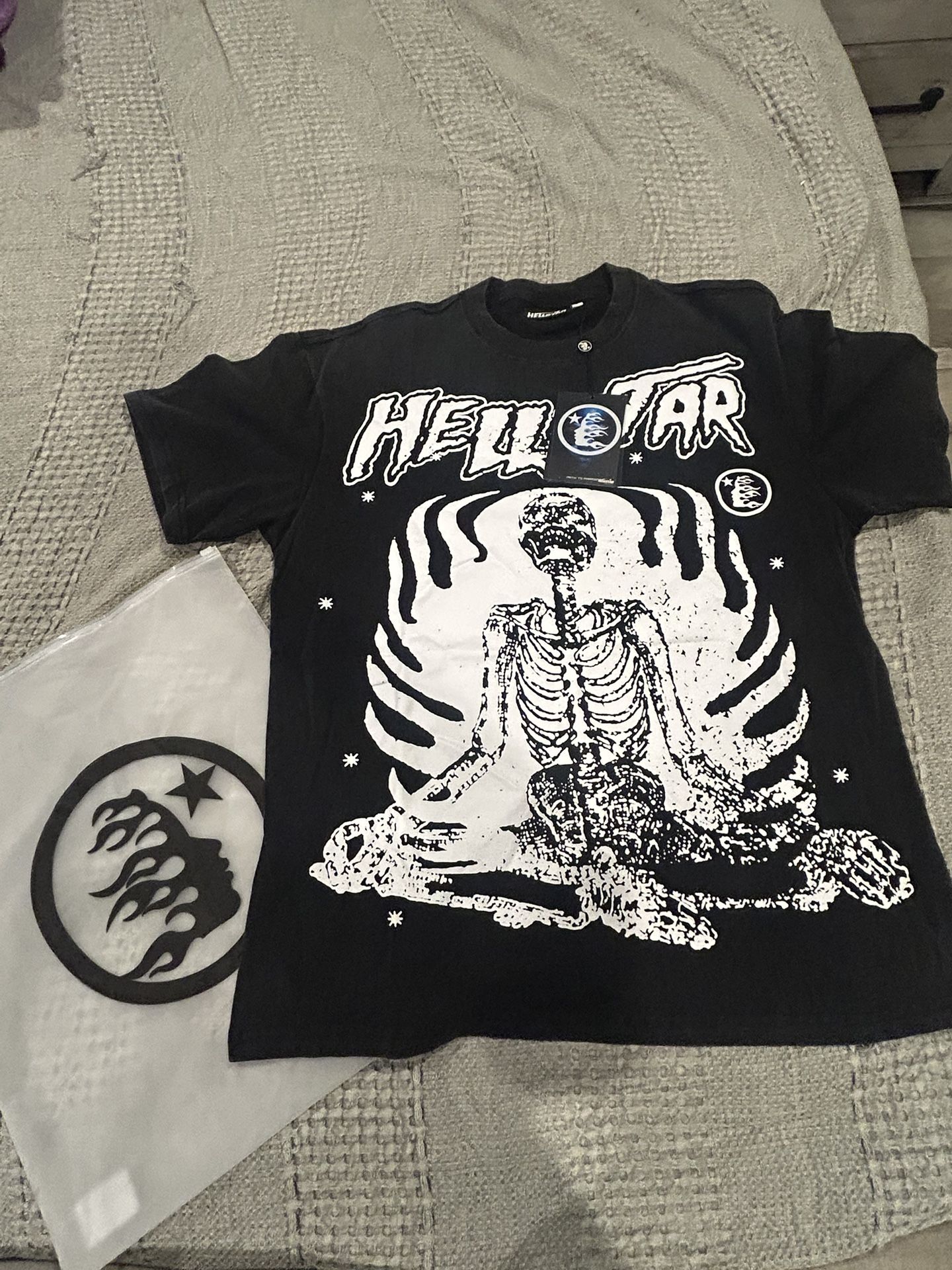 Hellstar T Shirt Men’s Size Medium 70$